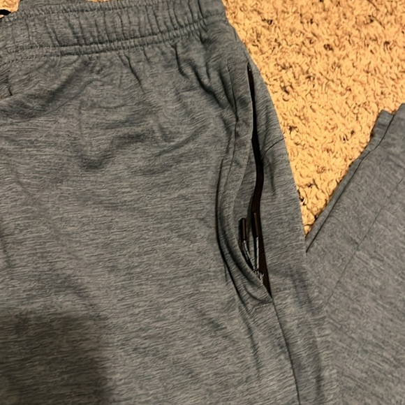 🚹 Men’s ASICS regular fit tech pants, NWOT - Picture 11 of 15